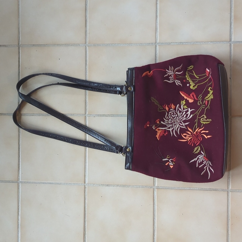 Relic Embroidered Floral Burgundy Shoulder Bag